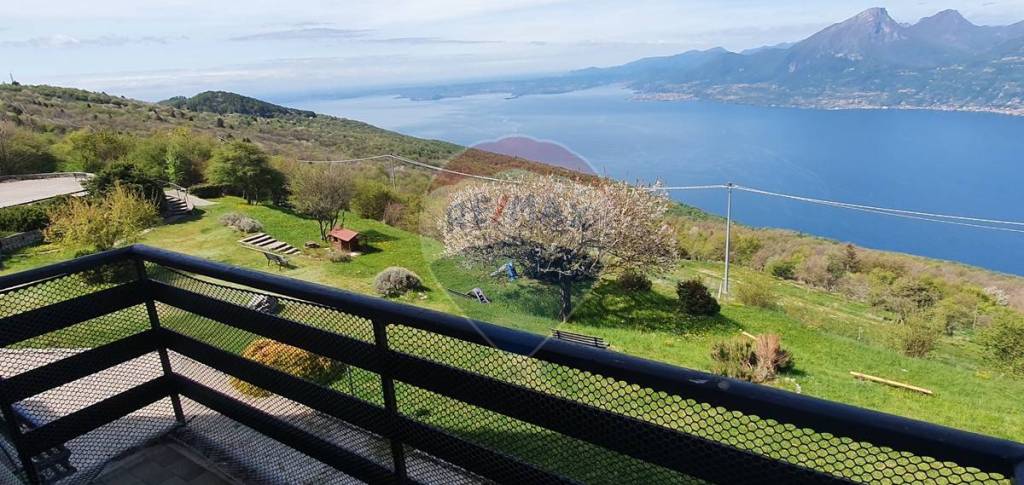 appartamento in vendita a Brenzone sul Garda