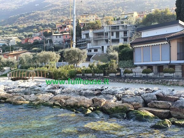 appartamento in vendita a Brenzone sul Garda