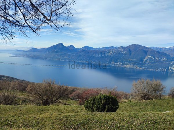 appartamento in vendita a Brenzone sul Garda