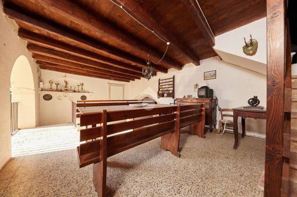 casa indipendente in vendita a Brenzone sul Garda in zona Castelletto
