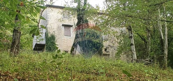 casa indipendente in vendita a Brenzone sul Garda