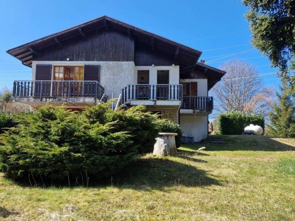 casa indipendente in vendita a Brenzone sul Garda