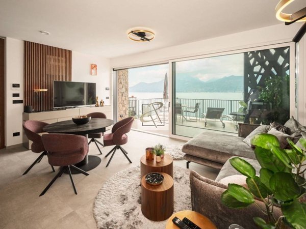 appartamento in vendita a Brenzone sul Garda in zona Magugnano