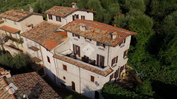 casa indipendente in vendita a Brenzone sul Garda
