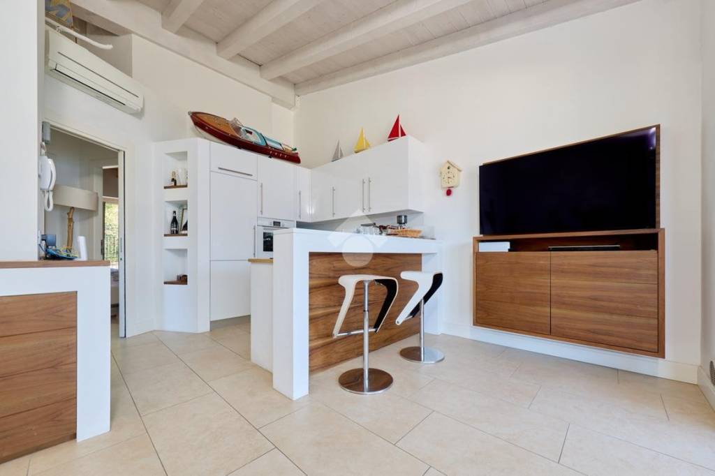 appartamento in vendita a Brenzone sul Garda