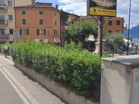 appartamento in vendita a Brenzone sul Garda in zona Castelletto