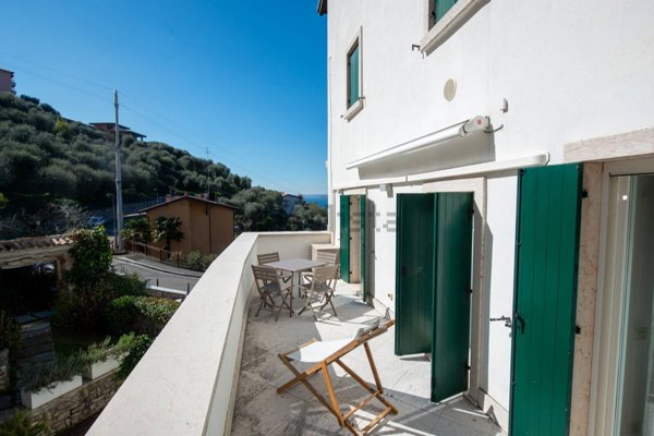 appartamento in vendita a Brenzone sul Garda in zona Borago