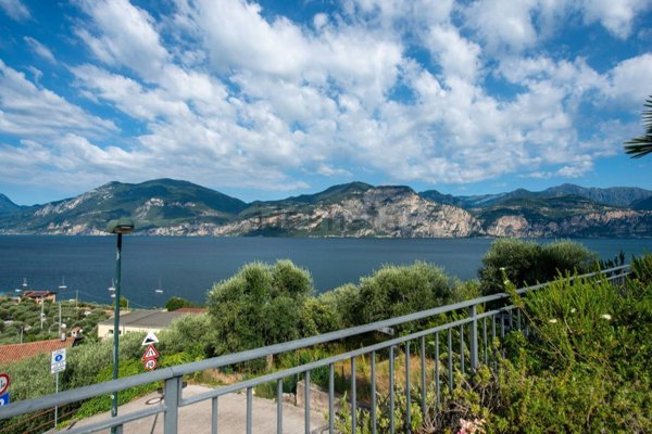 appartamento in vendita a Brenzone sul Garda in zona Castelletto