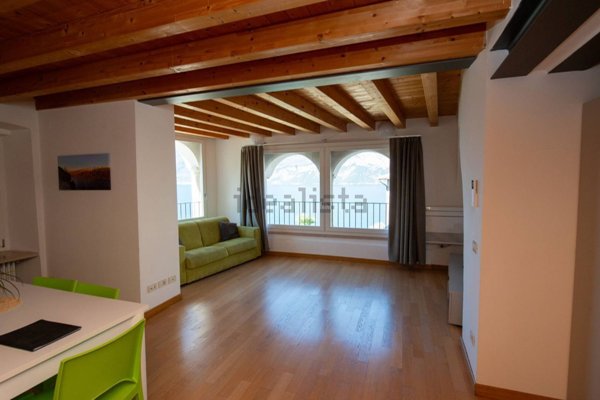 appartamento in vendita a Brenzone sul Garda in zona Castello