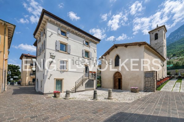 pentavano in vendita a Brenzone sul Garda in zona Sommavilla