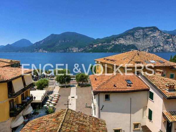 casa indipendente in vendita a Brenzone sul Garda in zona Sommavilla