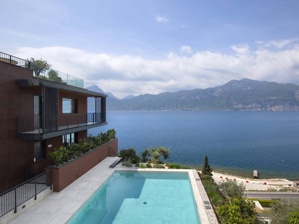 appartamento in vendita a Brenzone sul Garda
