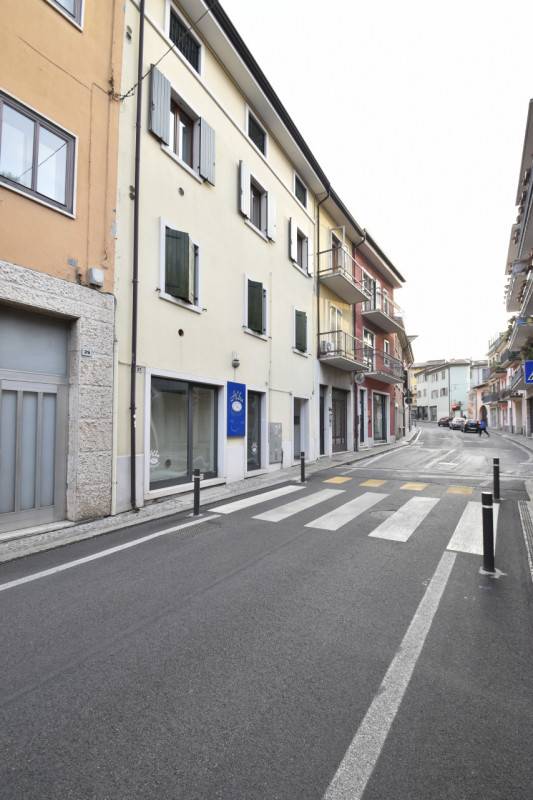 ufficio in vendita a Bussolengo
