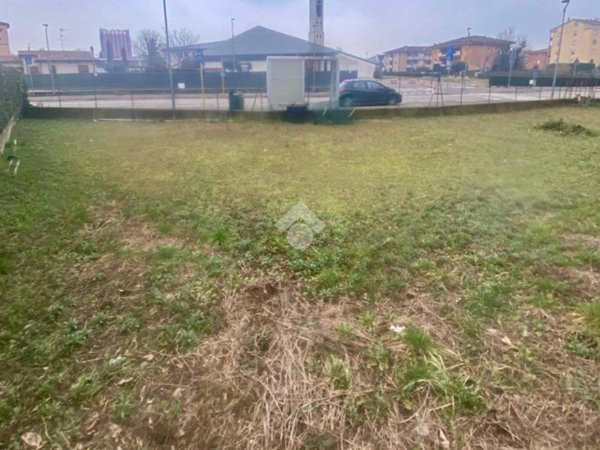 terreno agricolo in vendita a Bussolengo