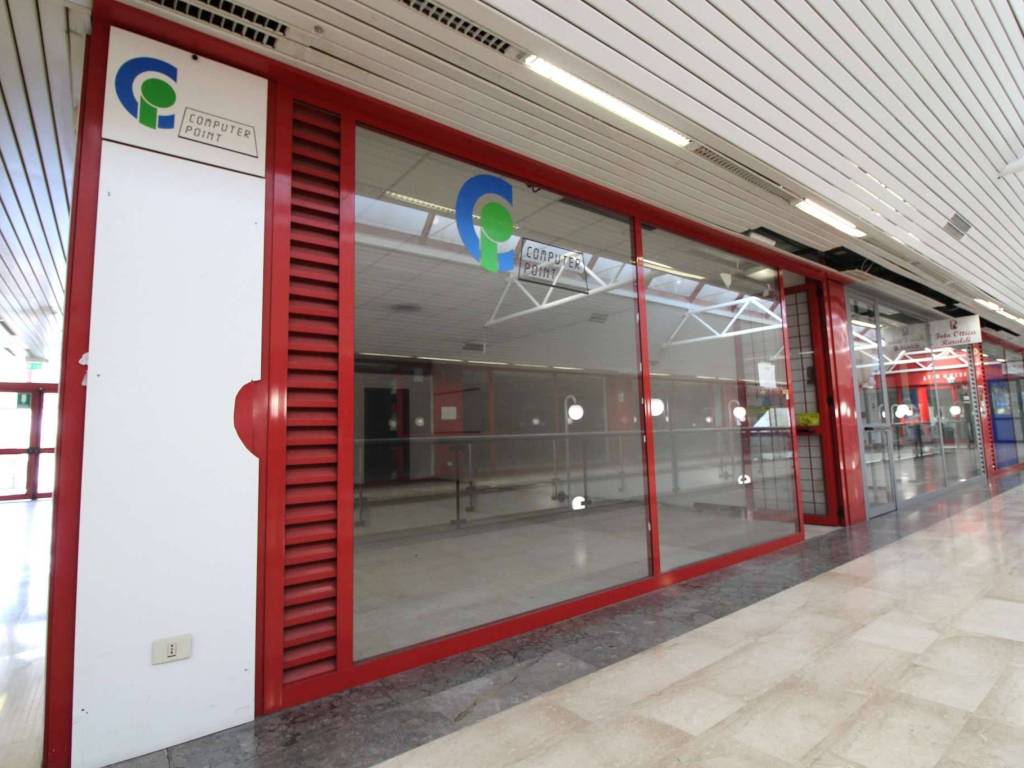 negozio in vendita a Bussolengo