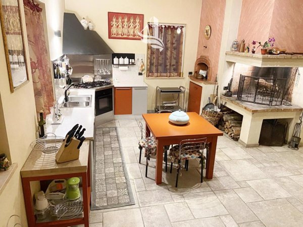 casa indipendente in vendita a Bussolengo