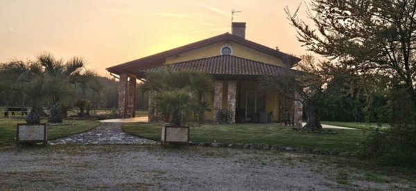 casa indipendente in vendita a Bussolengo