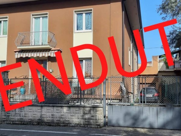 casa indipendente in vendita a Bussolengo