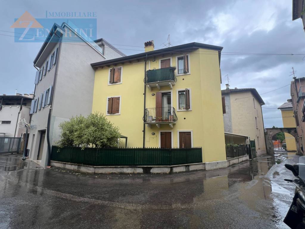appartamento in vendita a Bussolengo