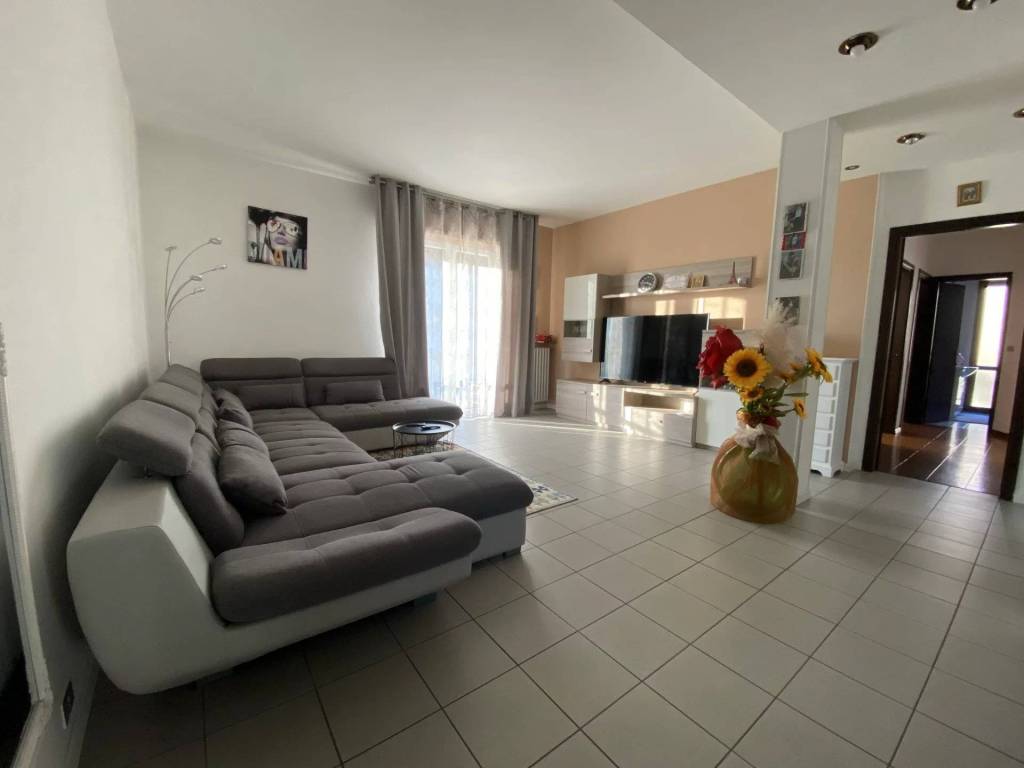 appartamento in vendita a Bussolengo