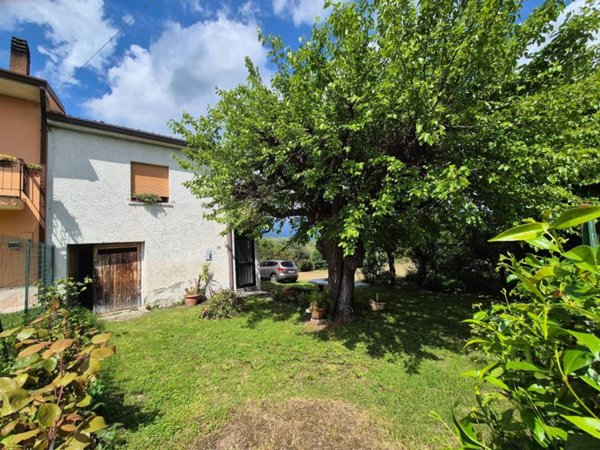 casa indipendente in vendita a Bussolengo