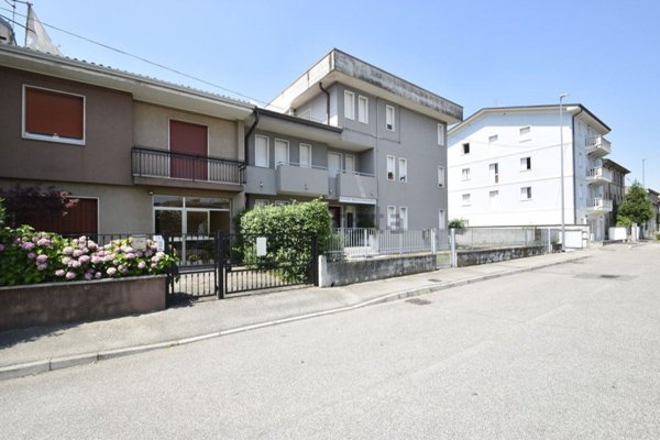 appartamento in vendita a Bussolengo