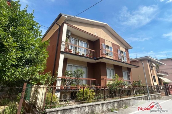 appartamento in vendita a Bussolengo