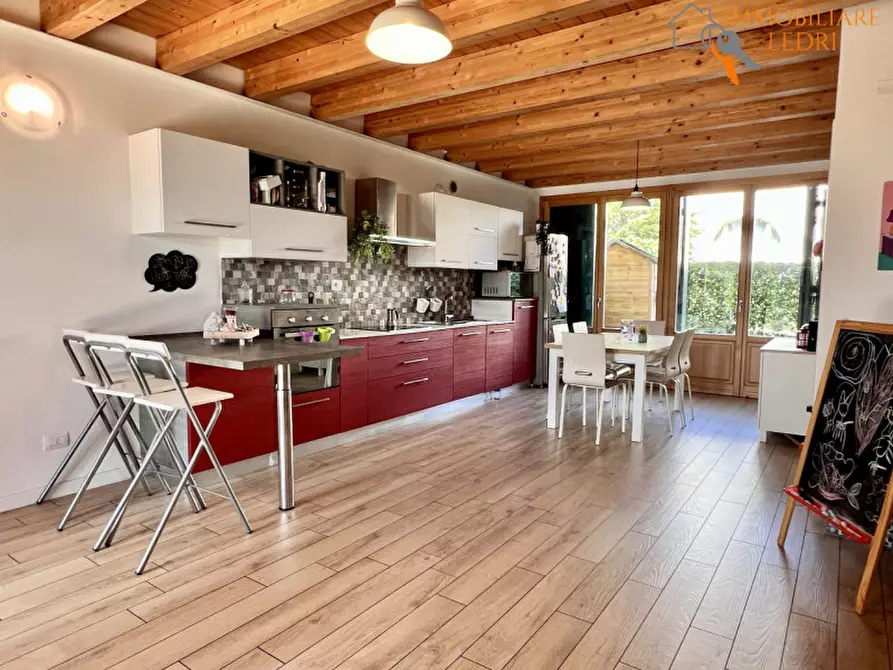 casa indipendente in vendita a Bussolengo