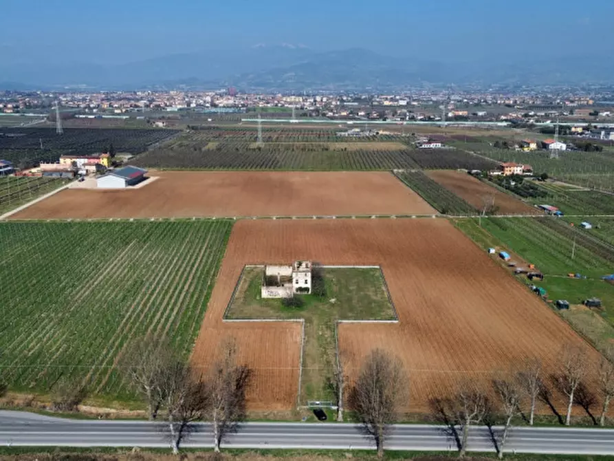 casa indipendente in vendita a Bussolengo