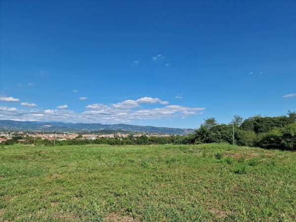 casa indipendente in vendita a Bussolengo
