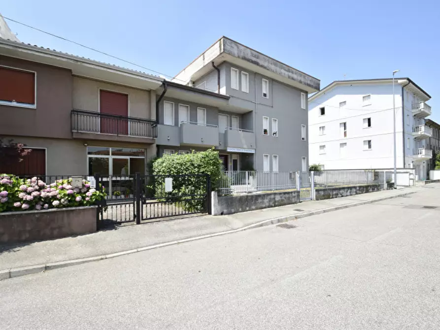 appartamento in vendita a Bussolengo