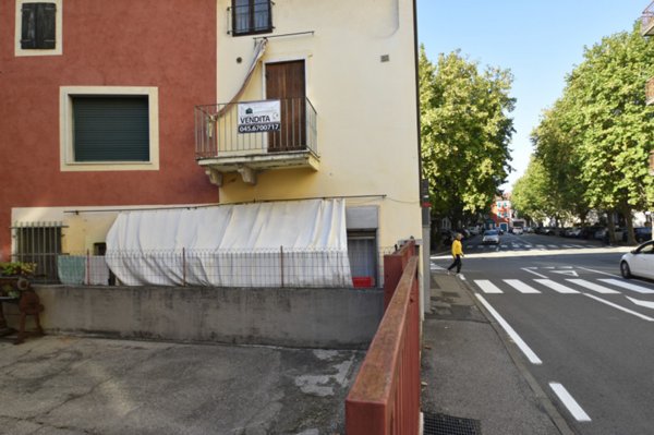 casa semindipendente in vendita a Bussolengo