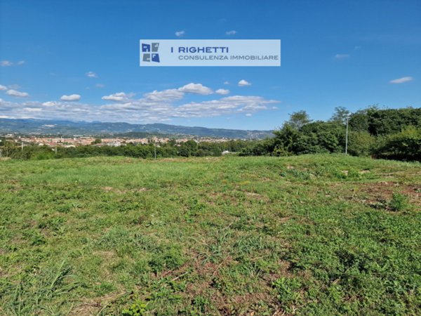 casa indipendente in vendita a Bussolengo