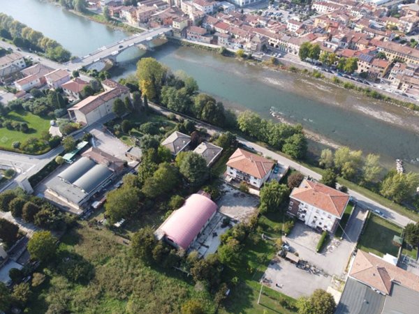 terreno edificabile in vendita a Bussolengo