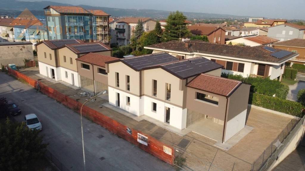 casa indipendente in vendita a Bussolengo in zona San Vito
