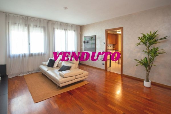 appartamento in vendita a Bussolengo