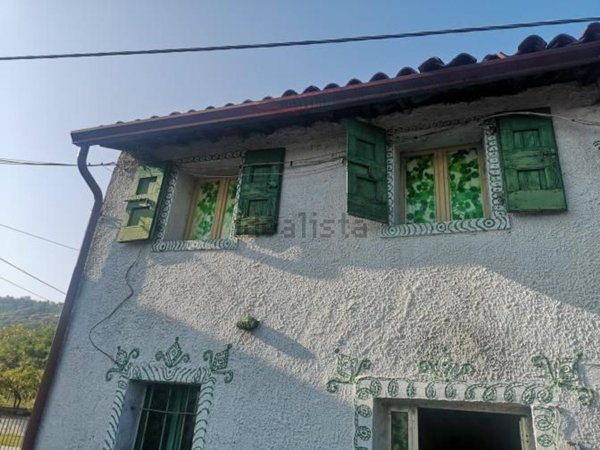 casa indipendente in vendita a Bussolengo