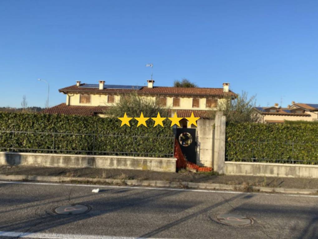 casa indipendente in vendita a Bussolengo