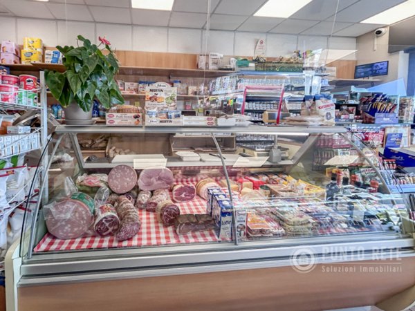 negozio in vendita a Bussolengo