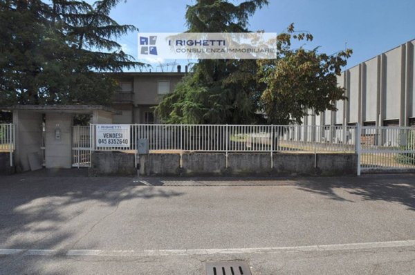 negozio in vendita a Bussolengo