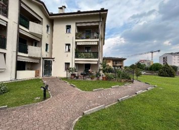 appartamento in vendita a Bussolengo