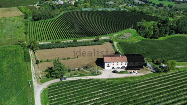 casale in vendita a Bussolengo