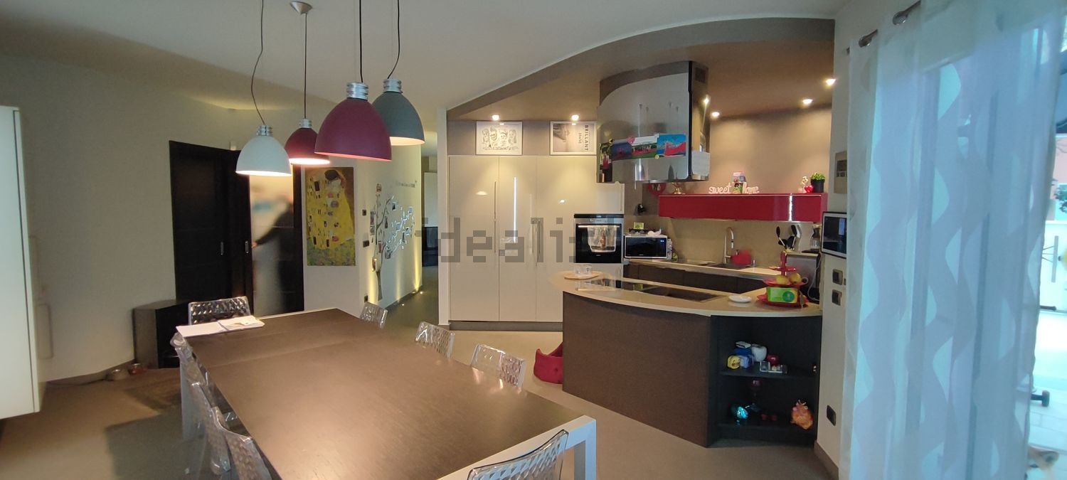 casa indipendente in vendita a Bussolengo