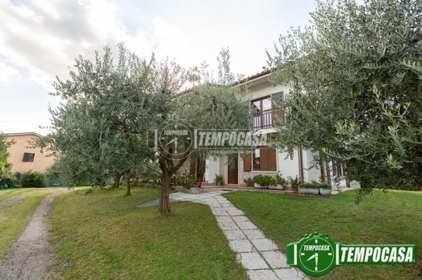 casa indipendente in vendita a Bussolengo