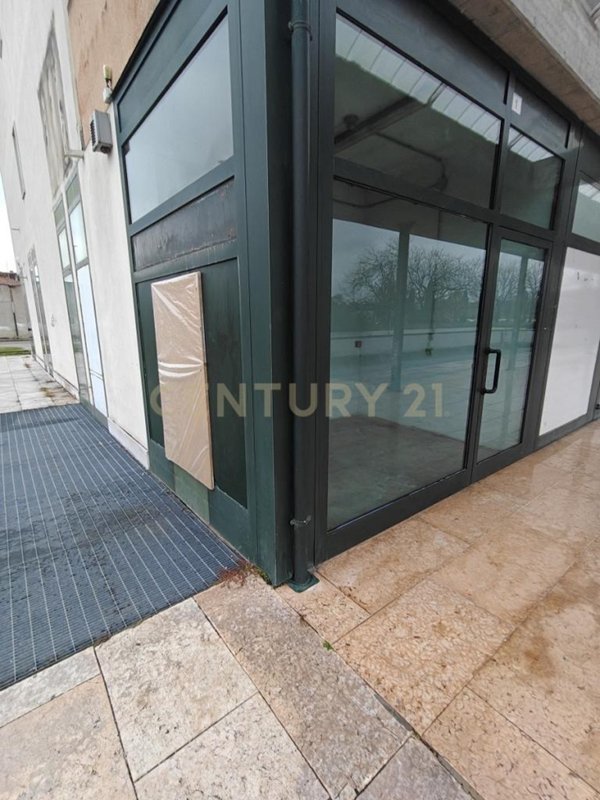 casa semindipendente in vendita a Bussolengo