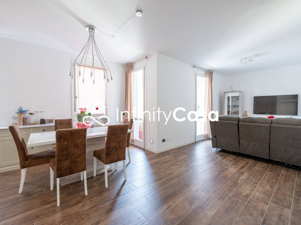 appartamento in vendita a Bussolengo