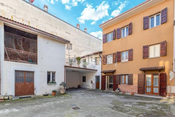 casale in vendita a Bussolengo