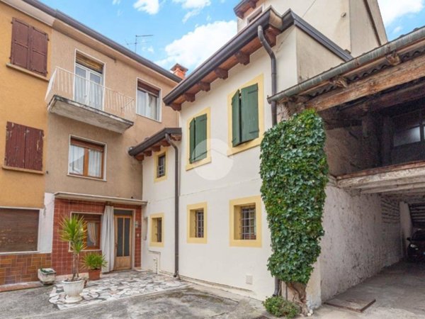 appartamento in vendita a Bussolengo