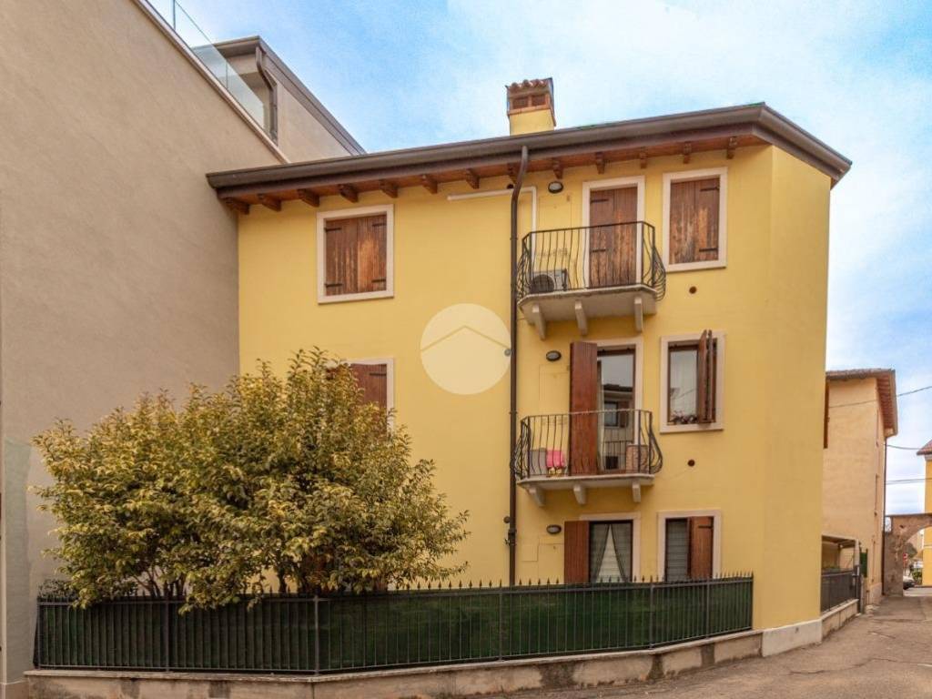 appartamento in vendita a Bussolengo