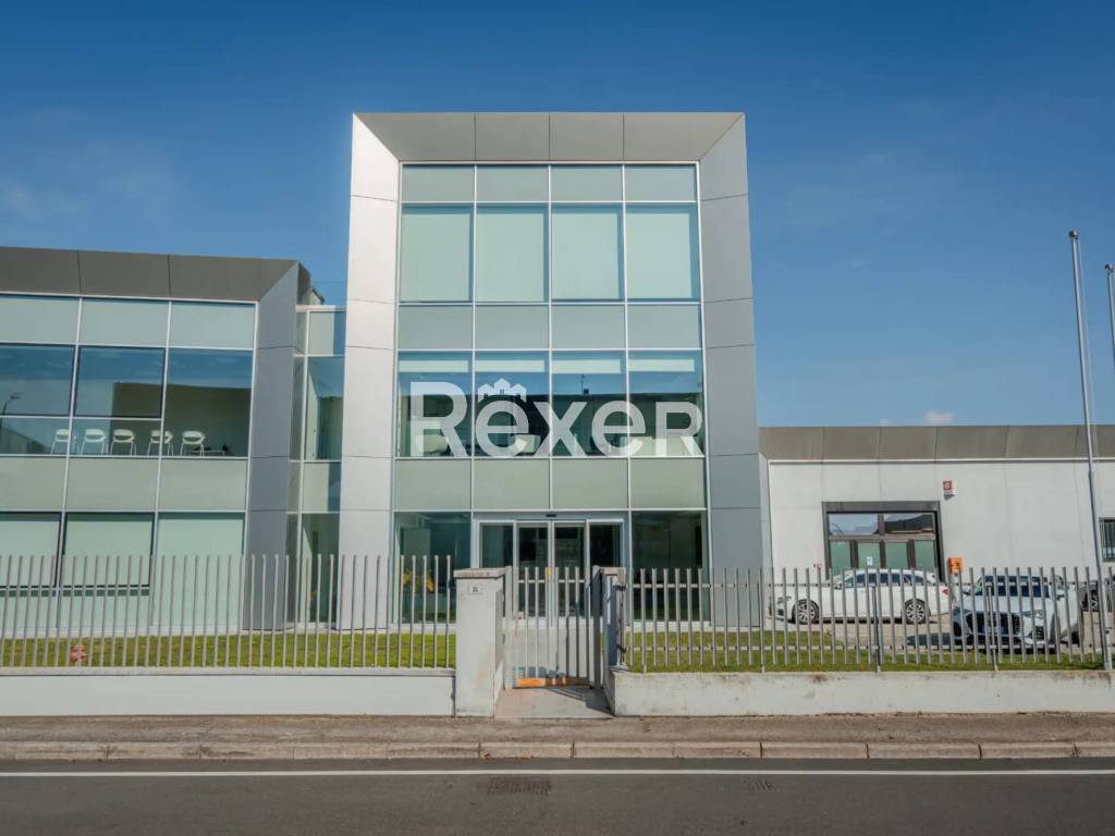 capannone in vendita a Bussolengo